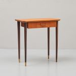 1037 9160 LAMP TABLE